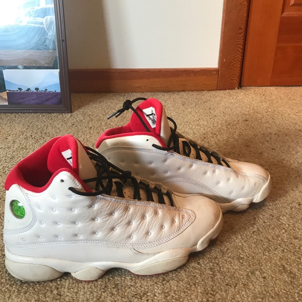 SZ 10 Jordan 11’s